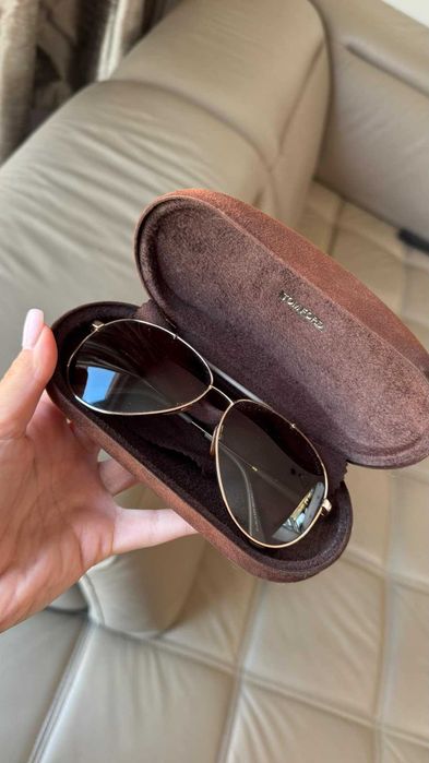 Оригинални слънчеви очила Tom Ford - без забележки