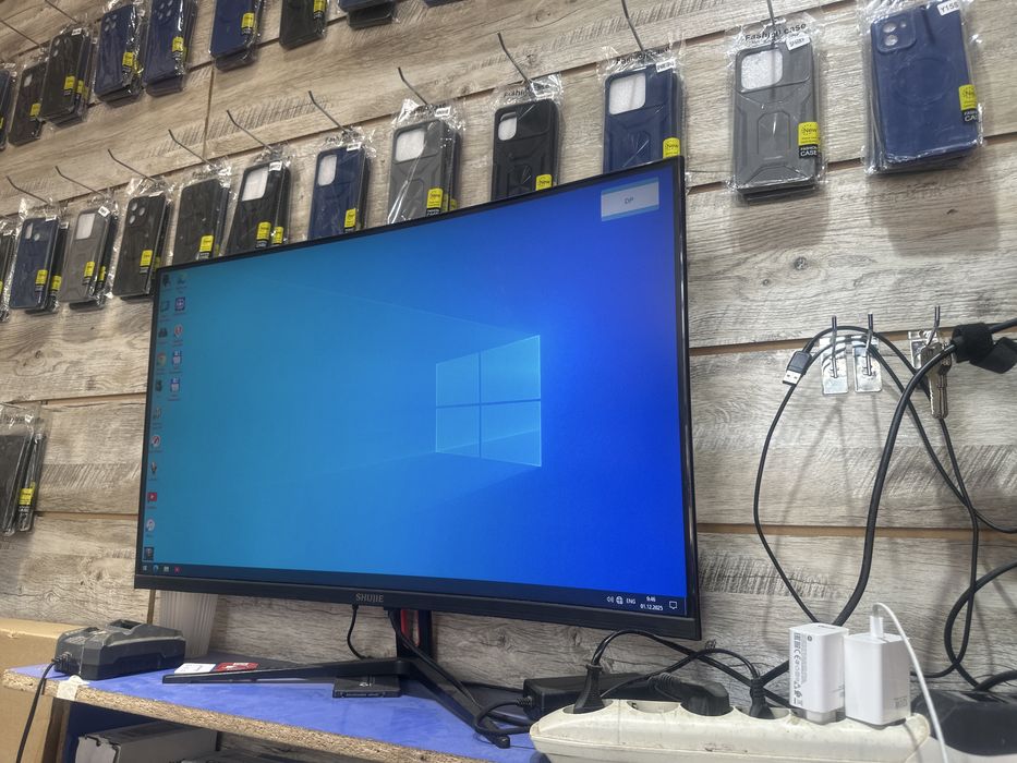 komyuter sotiladi 32 manitor