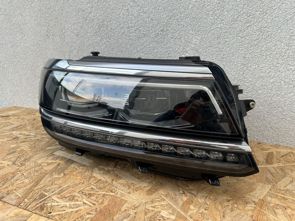 Far dreapta VW Tiguan 5N 2017-2021 Full LED Original Europa
