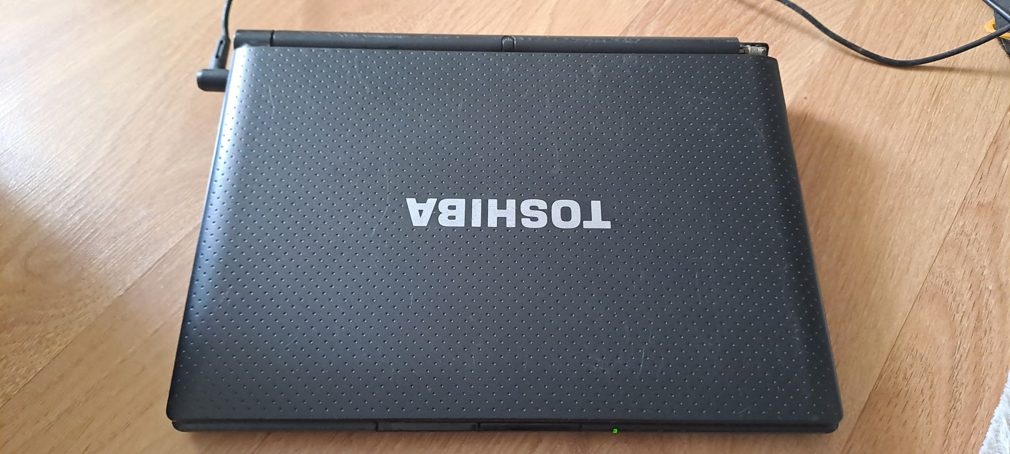 Notebook toshiba : 10.1 inch / 2 gb ram / 320 gb hard