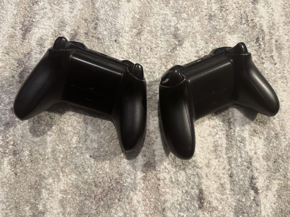 Xbox one + 2 manete + fifa 19