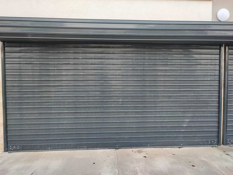 Самостоятелен партерен двоен гараж левски/изгрев