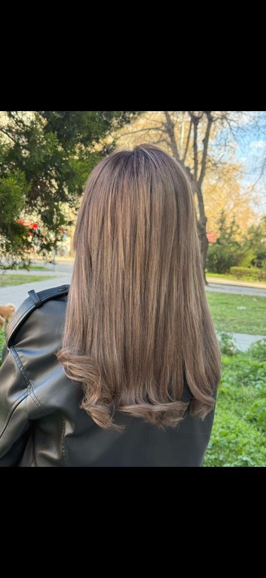 Естествени Екстеншъни ELLAN