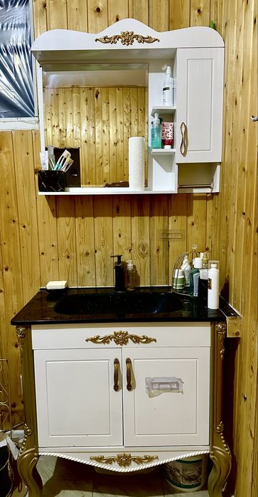 Продам тумбу с раковиной