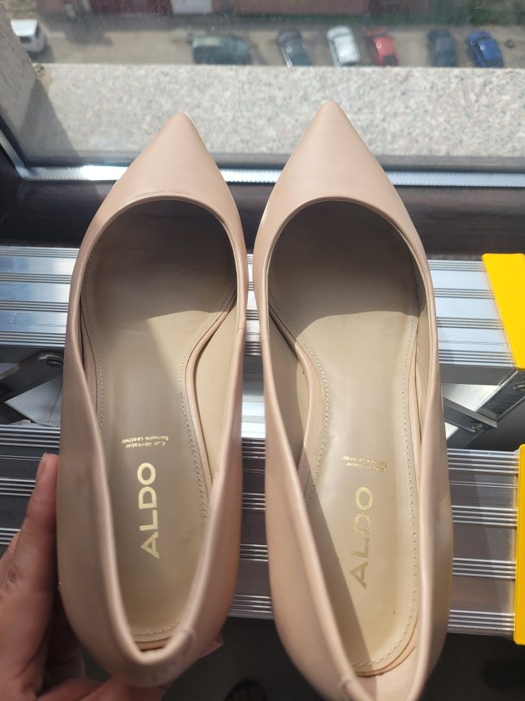 Pantofi piele, Aldo, culoare Nude, stare ca noi, marime 38,5