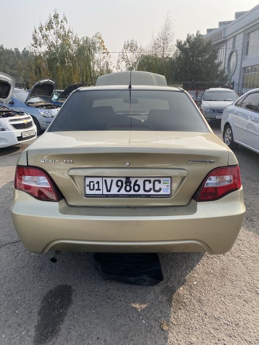 Нексия сотилади яхши холатда 2009 1,6 суппер