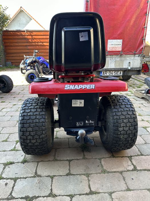 Vand Tractoras tuns iarba Snapper 23CP