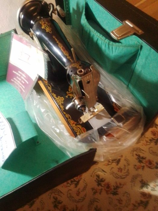 Шевна машина - руска чисто нова
