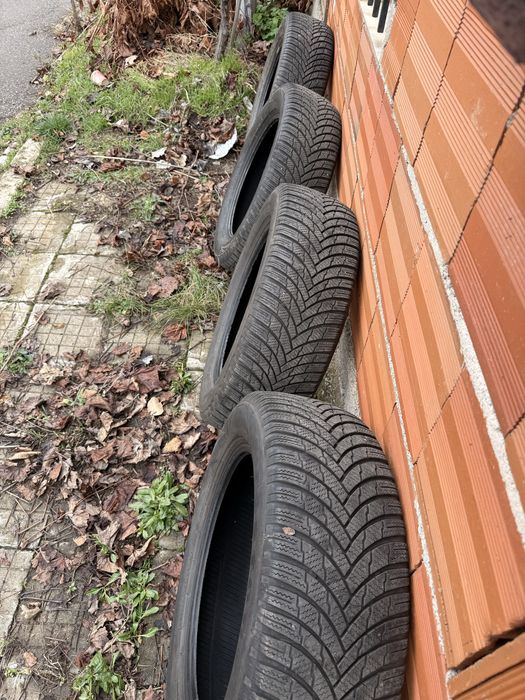 Firestone winterhawk 4 225/60/18