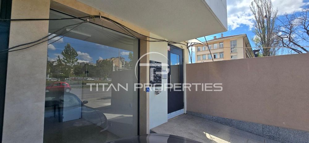 Продава се Офис в София, Център - 45 кв.м за 1836 €/кв.м - Снимка #2