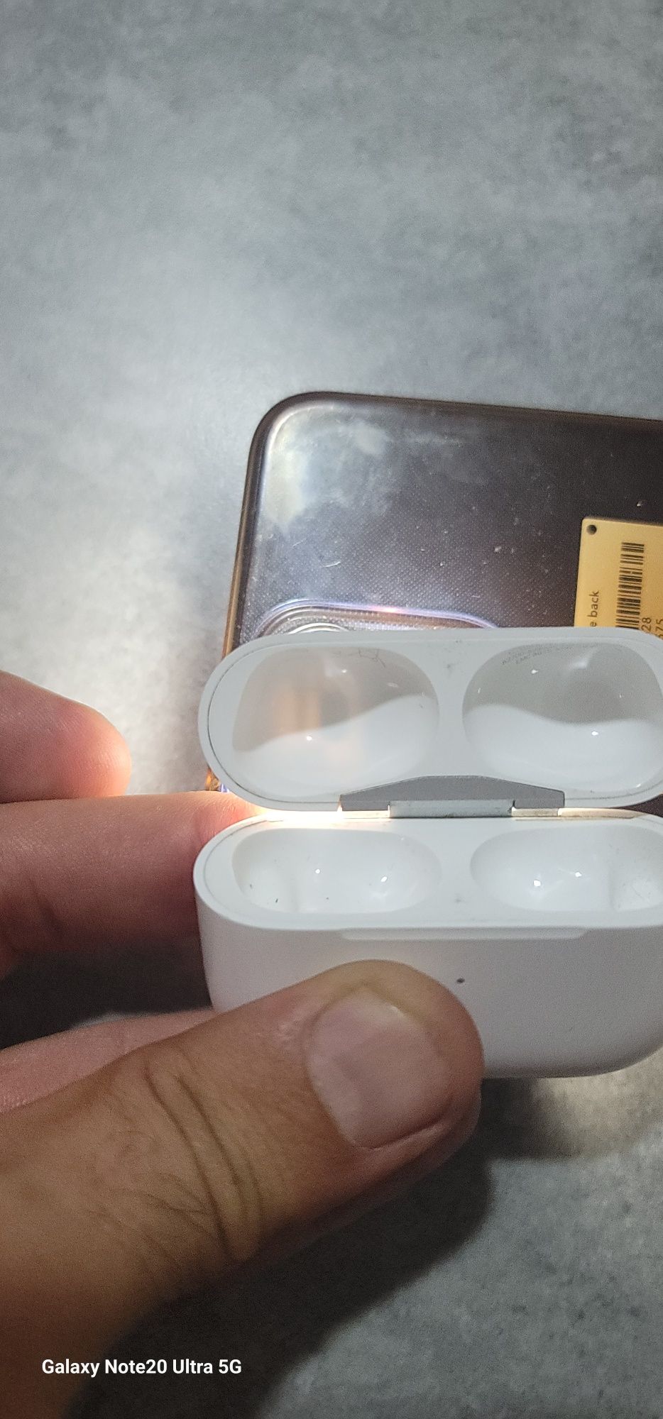 Apple Airpods pro 2 Ligthing Case Кейс Original 100%