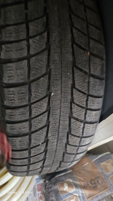 Продам зимнюю резину .19