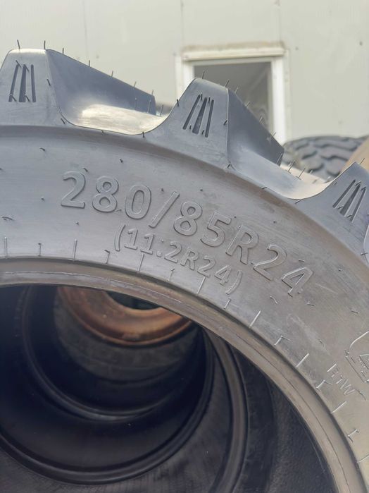 Cauciucuri 280/85R24(11.2R24) Gri radiale noi pentru tractor fata