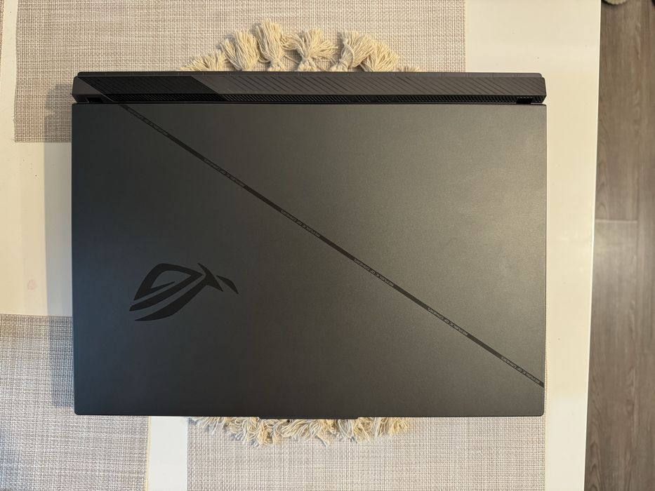 ASUS ROG Strix G18 (2024) – i9 / RTX 4070 / 32GB / 2TB / 240Hz