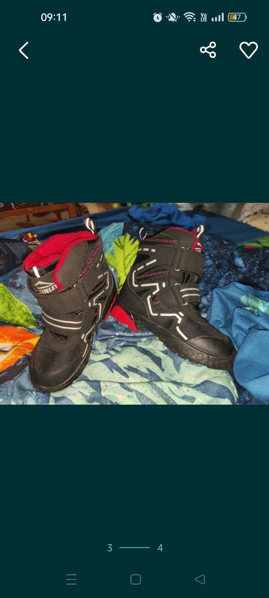Ghete McKinley pentru copii, marimea 28. Ca noi, purtate o dată.