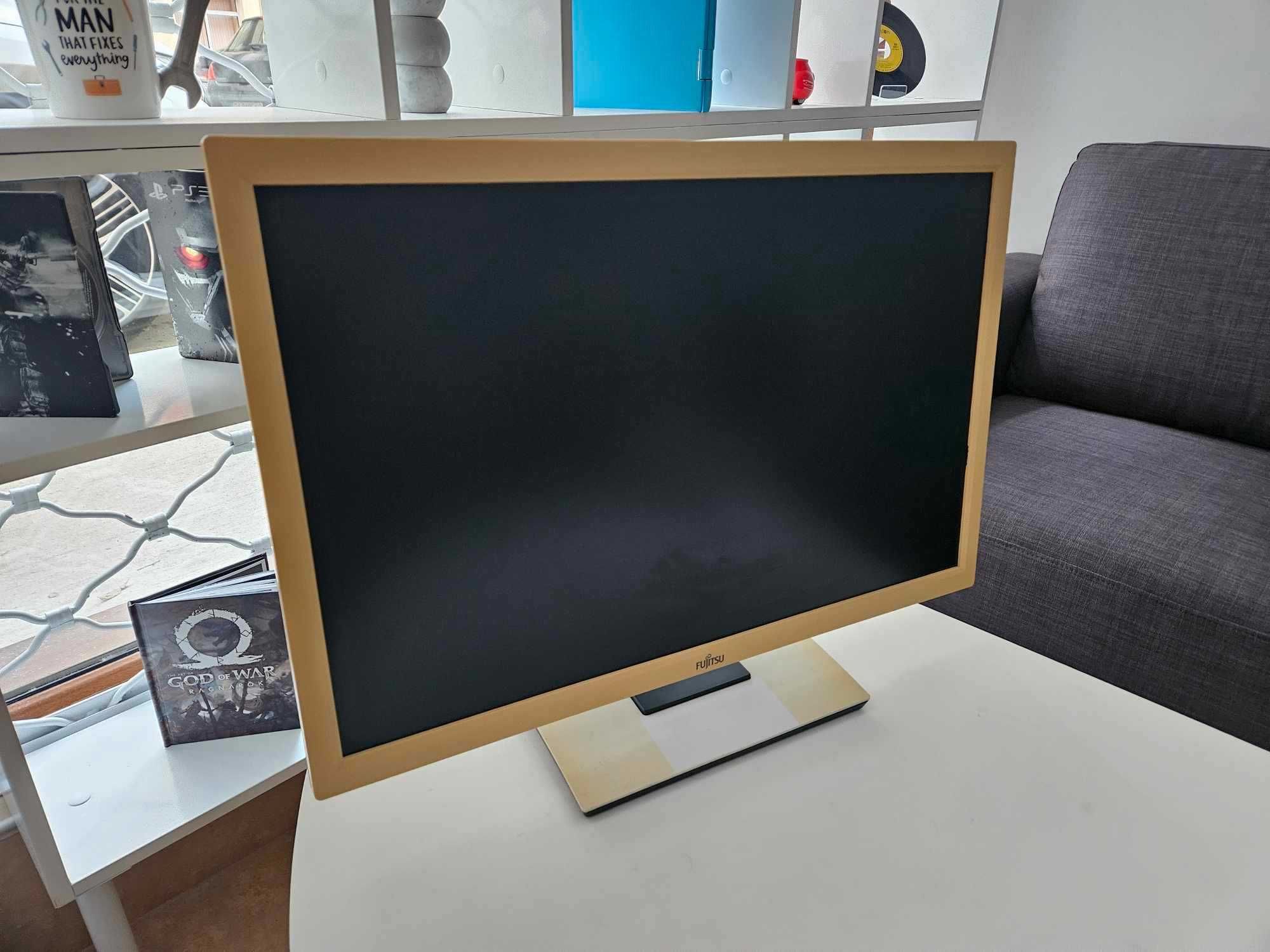 Монитор Fujitsu B22W-5 ECO 22" инча + кабели