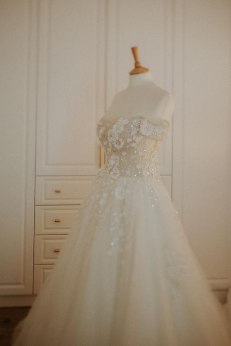 Rochie de mireasă Milla Nova – model Rosalee, mărimea 38, perfecta