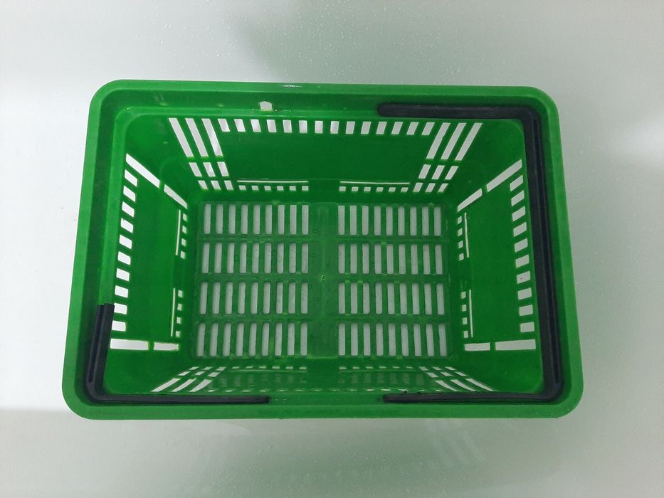 Продам пластмассовый ящик