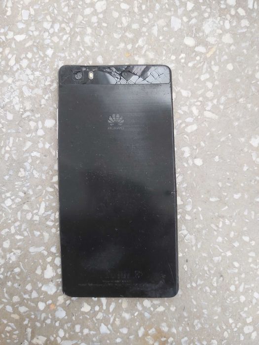 Smartphone Huawei P8 Lite 16GB versiune ALE-L21 (calcat de masina)