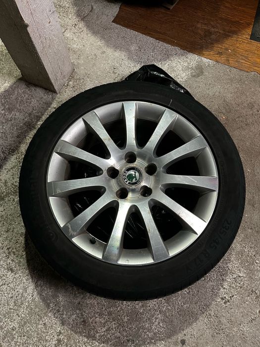 Jante + anvelope Skoda Yeti 235/45/ R17