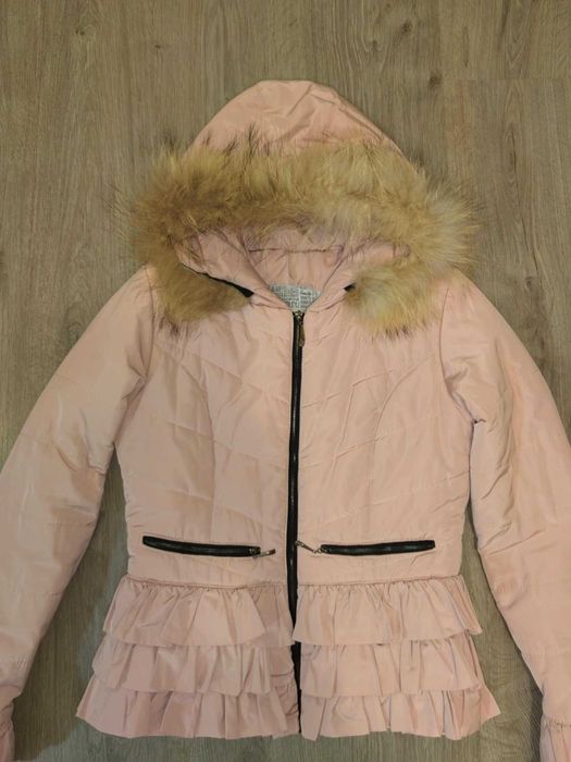 Розово яке с естествен пух на качулката , цена 20 лв