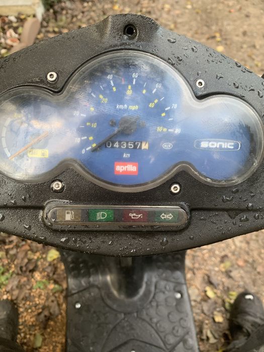 Aprilia sonic 50