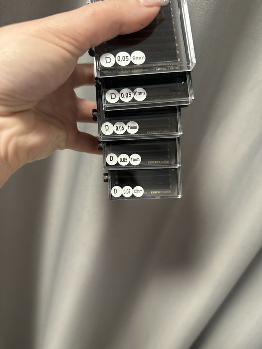 Продавам мигли Leila