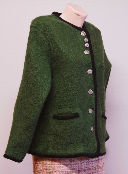 Jacheta Geiger verde cu broderie marimea 40