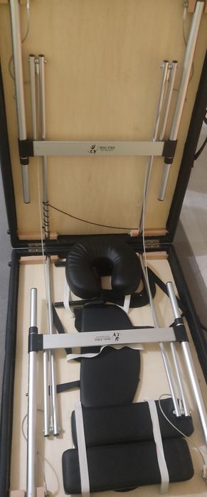 Масажна кушетка с всички аксесоари