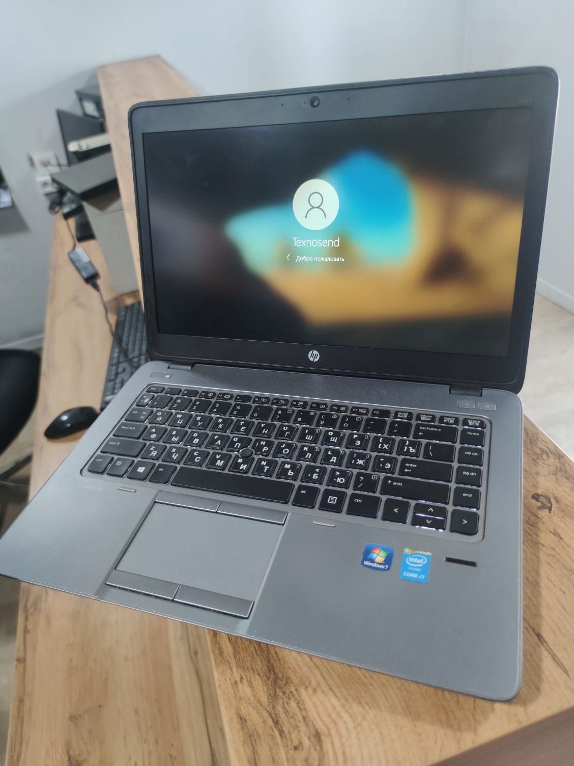 Hp core i7 5th 8/512