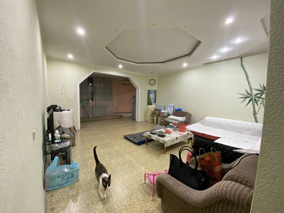 ПАРКЕНТСКИЙ м-в(307-школа)! Риэлтор! Дешёвая цена!!!