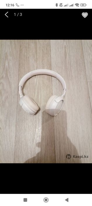 Продаю наушникт jbl 520 bt