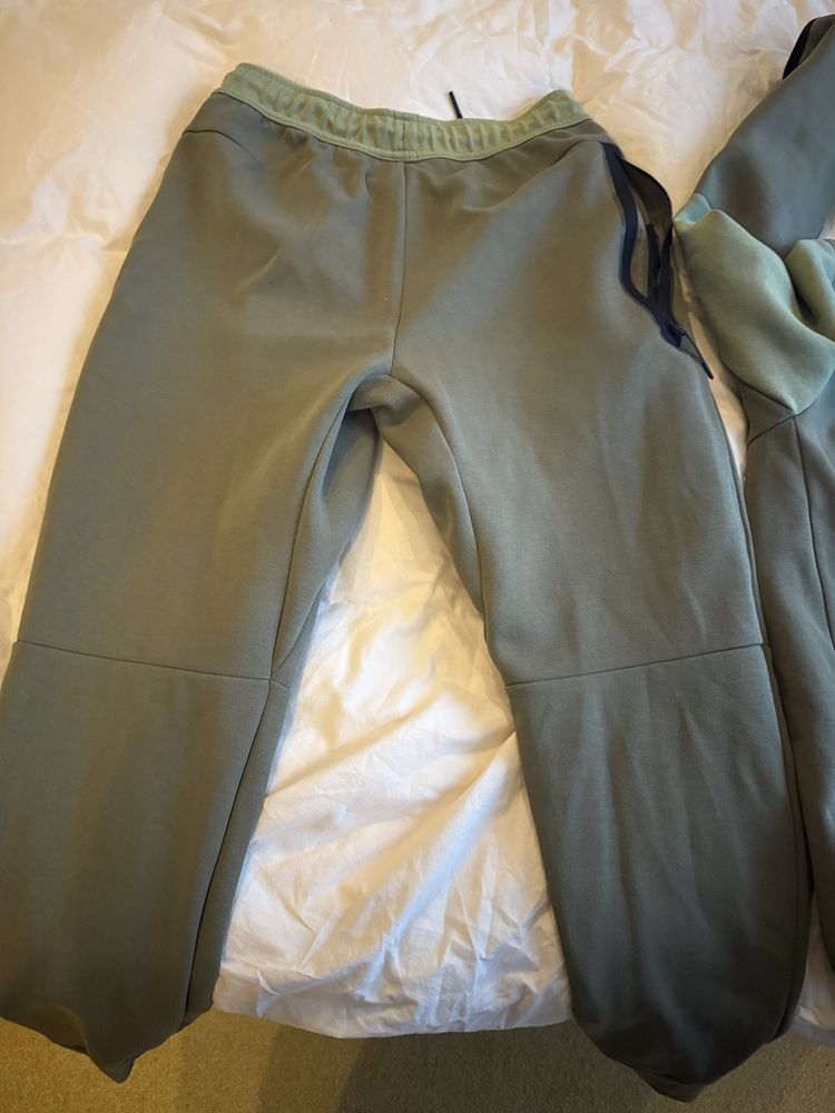Комплект анцуг Nike tech fleece
