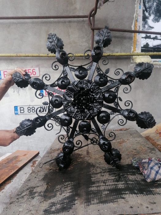 Lustra fier forjat facuta manual