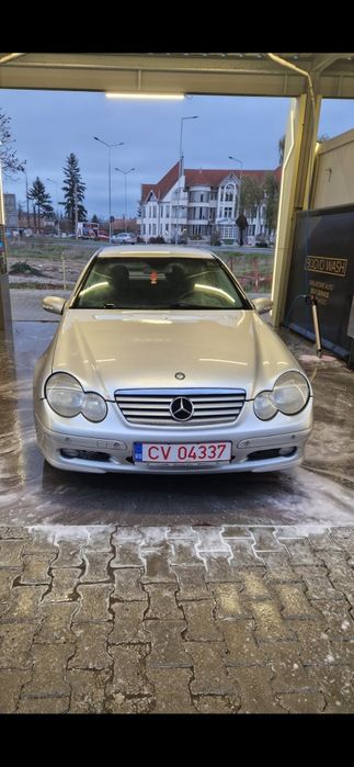 Vând Mercedes C200 Kompressor recent înmatriculată