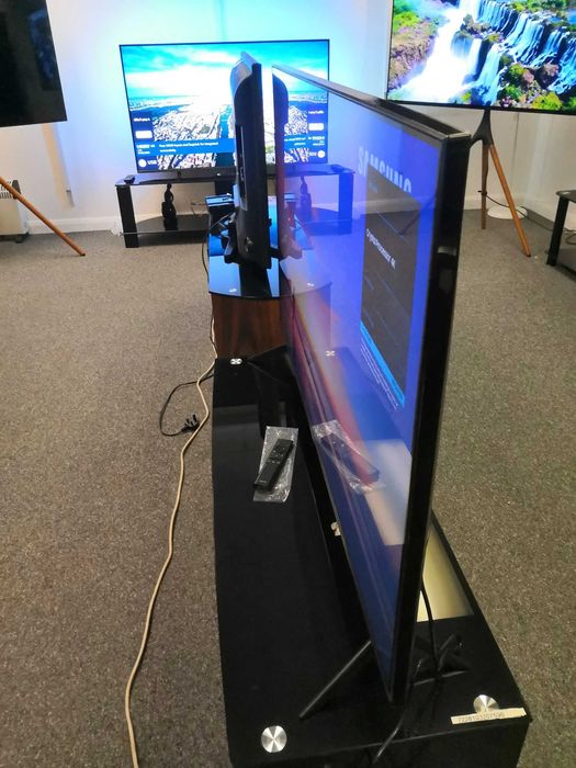 Телевизор Samsung 50 DU7100 Crystal 4K UHD SmartThings Tizen