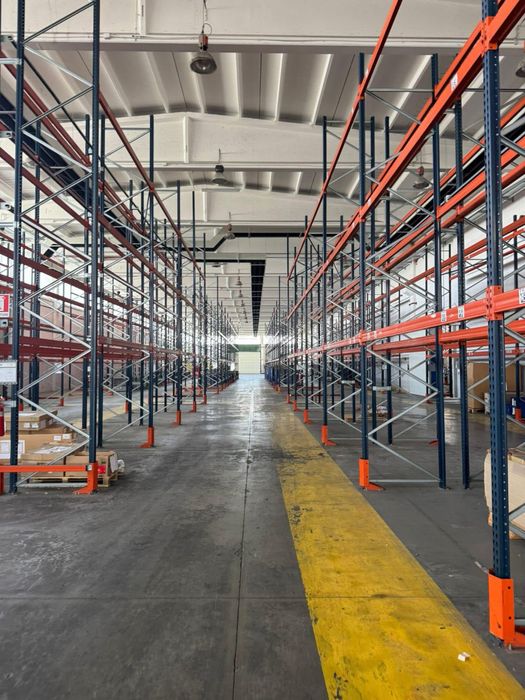 Rafturi metalice noi si sh