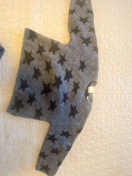 Pulovere fete si fustita