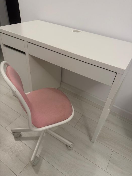 Birou copii Ikea Micke si scaun rotativ ajustabil inaltime
