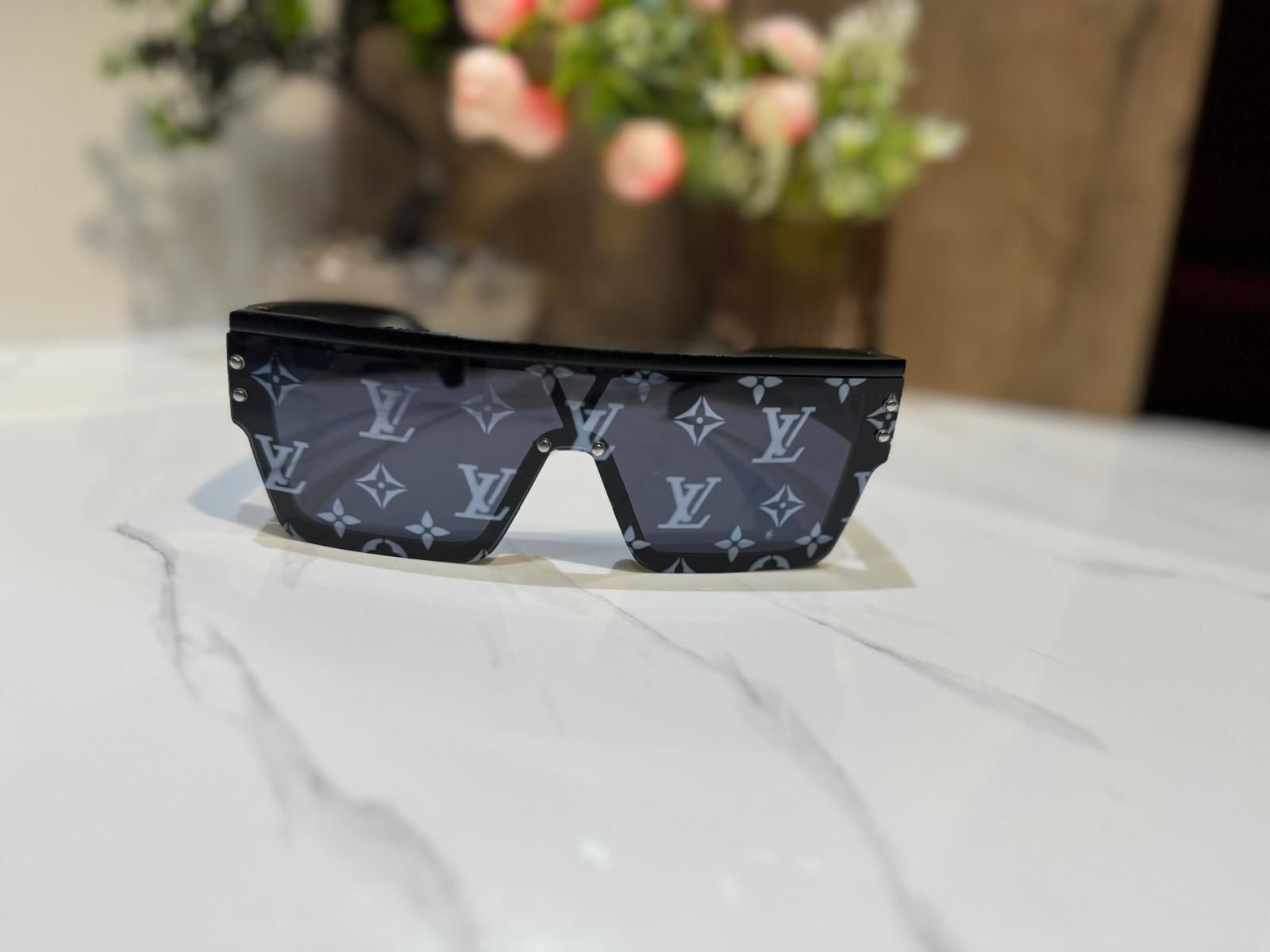 Ochelari Louis Vuitton pentru bărbați.  Calitate superioară.