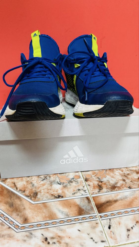 Adidas маратонки 40 номер