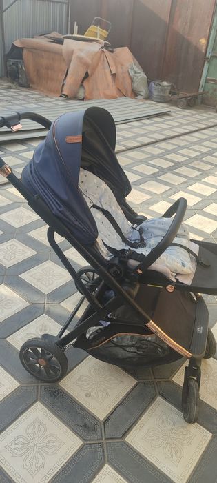 Продам детскую коляску