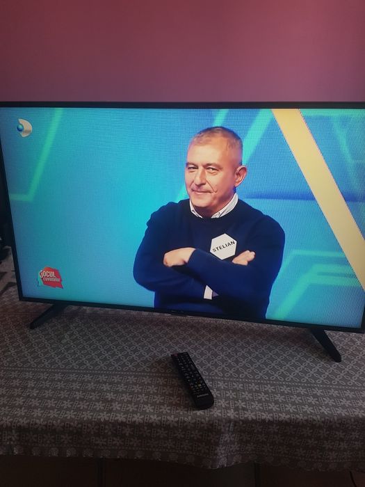 Tv led smart 4k Samsung 109 cm