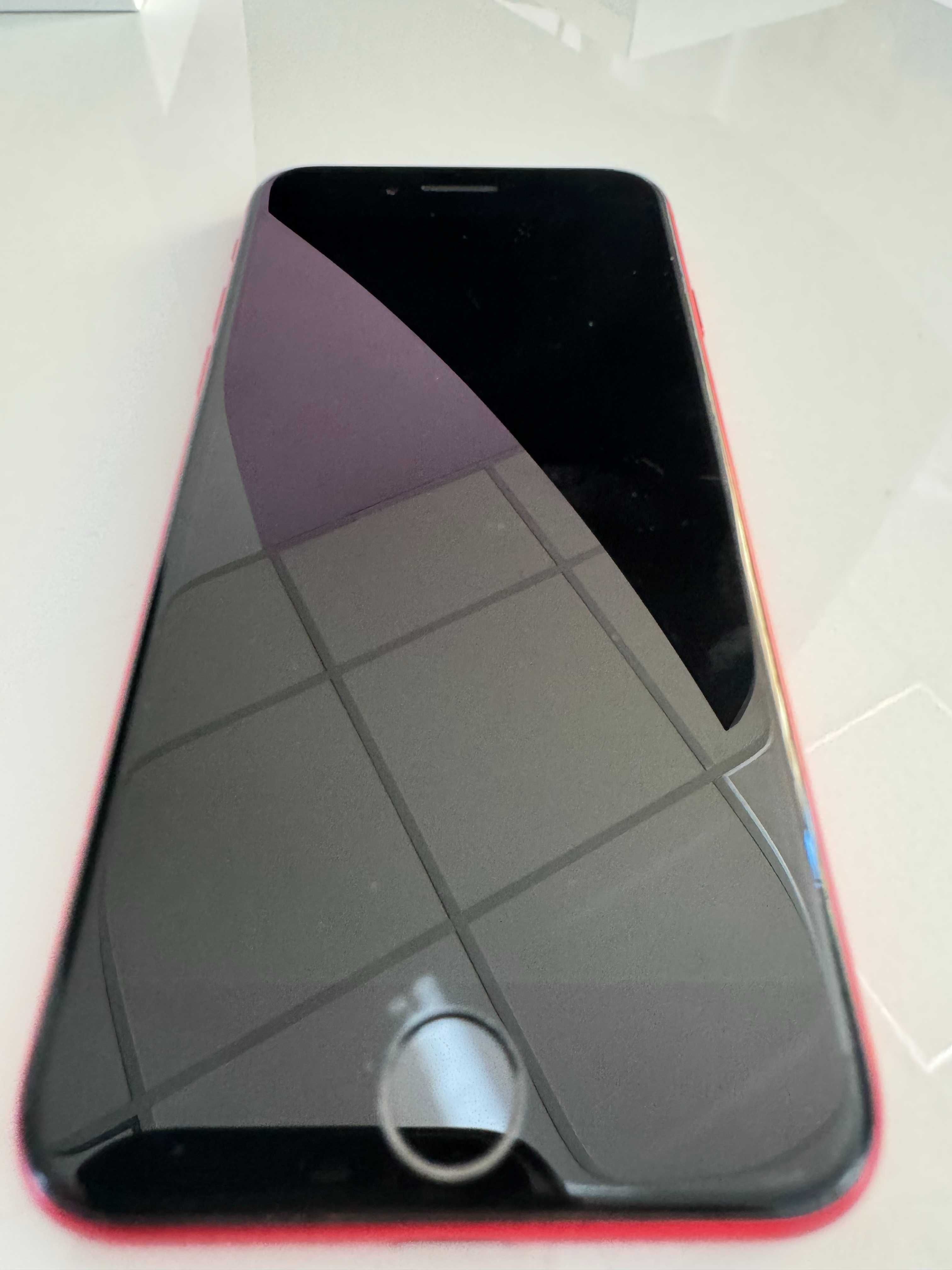 iPhone SE 2020 64GB Red, 100% батерия, отлично състояние