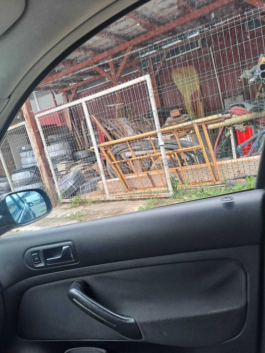 Imobil industrial compus din teren si hala