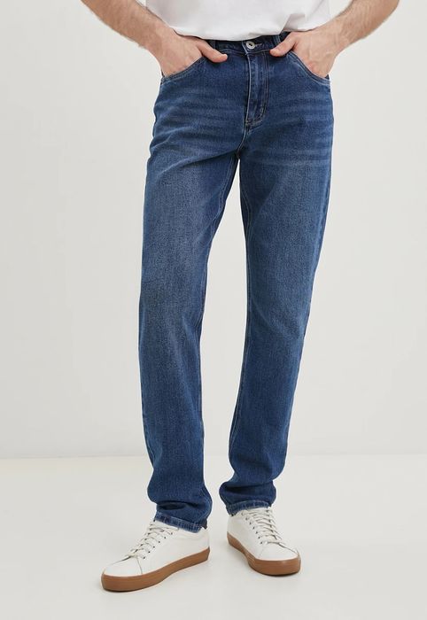 Джинсы почти новые.