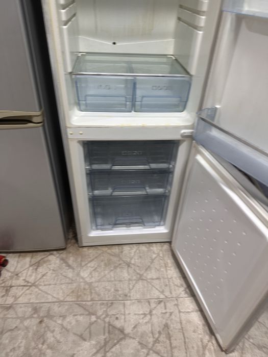 Продам холодилник рабочий