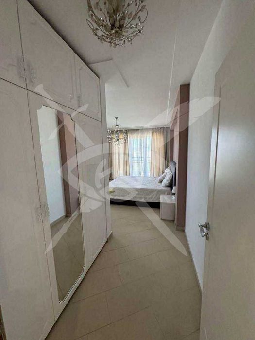 Дава се под наем Тристаен апартамент в София, Студентски град - 146 кв.м за 1196.97 € - Снимка #5