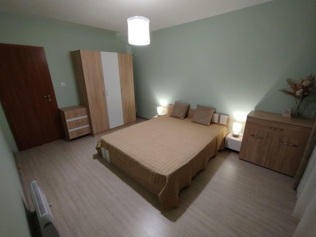 Дава се под наем Двустаен апартамент в Пловдив, Кършияка - 65 кв.м за 425 € - Снимка #6