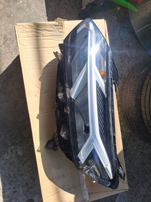 Far Stănga-Dreapta Original Dacia Logan 3 Sandero 3,Jogger, 2023 -Prez